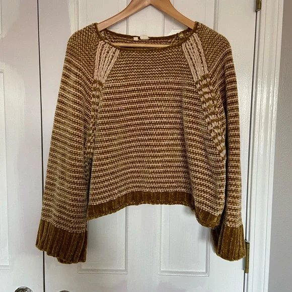 Anthropologie Moth Chenille Soft Knit Oversized Sweater - Picture 2 of 8